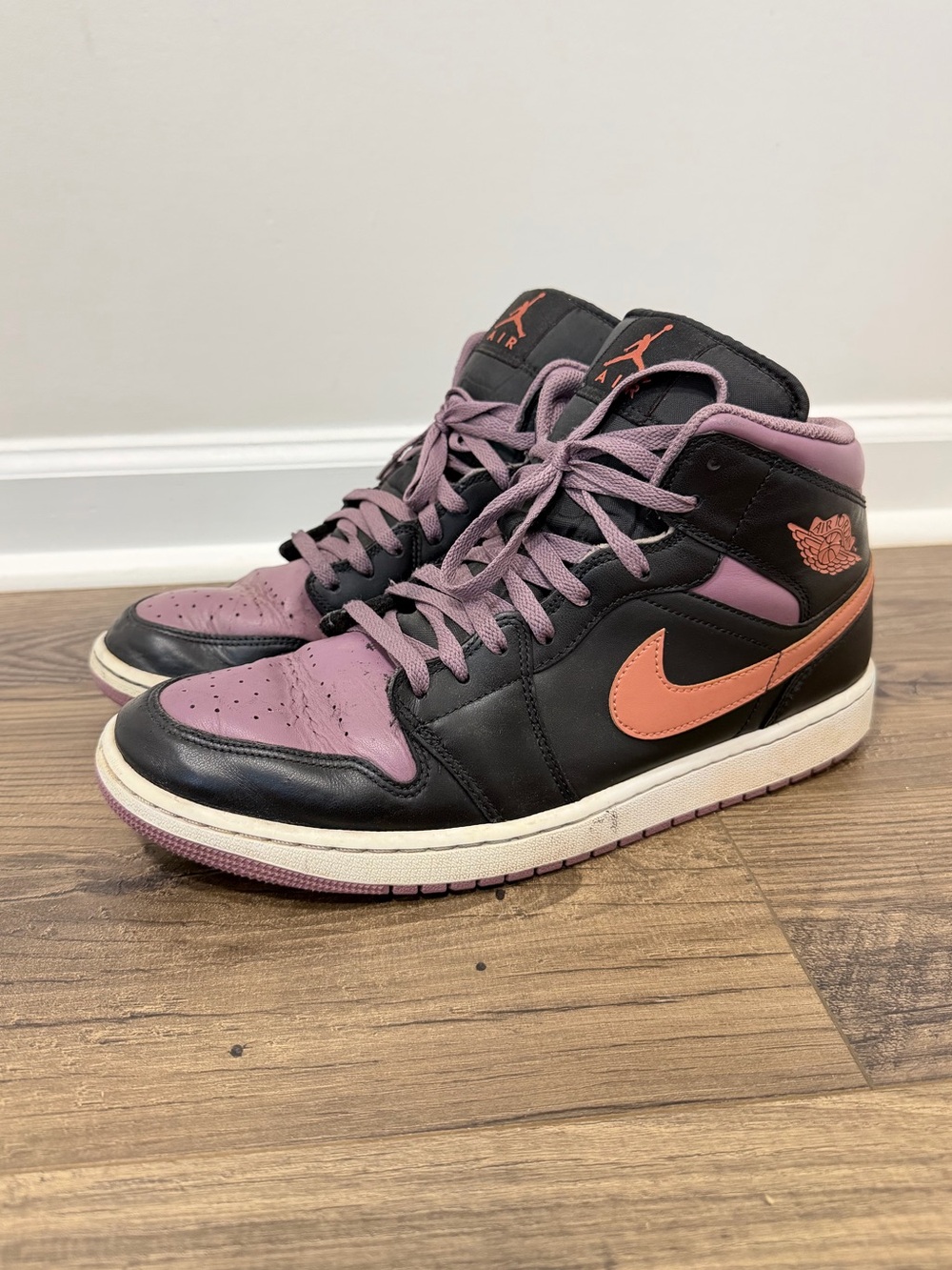 Jordan Air Jordan 1 Mid SE Black Mauve Men’s 13 Sneakers